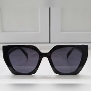Black Oversized Square Sunglasses | Boutique Style | NWOT